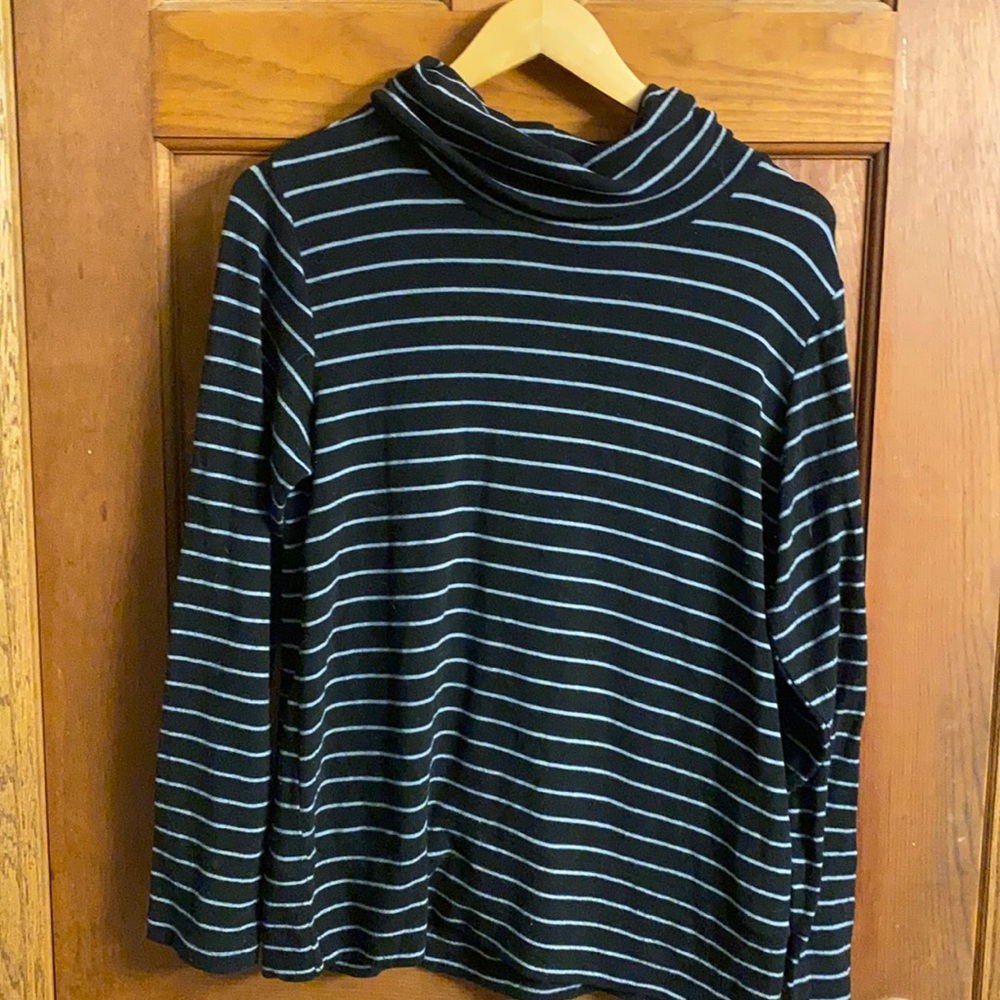 Black with gray stripes turtleneck